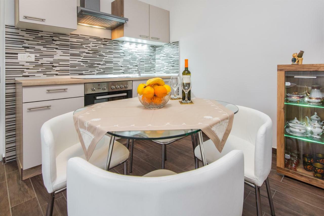 Apartment Mamma Leone Спліт Екстер'єр фото